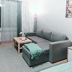 Apartment Spacious And Comfy Apartment, 15 Mins From Airport, 17 Minutes To Center Vantaa