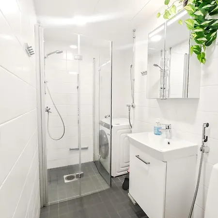 아파트 Spacious And Comfy Apartment, 15 Mins From Airport, 17 Minutes To Center *