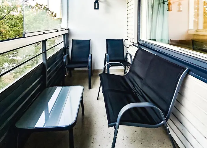 Spacious And Comfy Apartment, 15 Mins From Airport, 17 Minutes To Center Vantaa