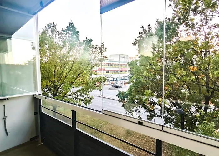 Spacious And Comfy Apartment, 15 Mins From Airport, 17 Minutes To Center * Vantaa